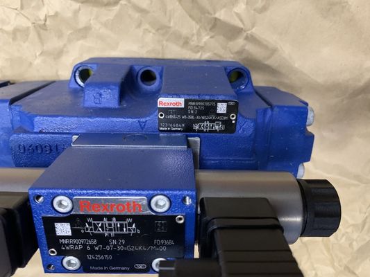Rexroth R900705775 4 WRKE 25 W 8 - 350 litros - 33/6 POR EXEMPLO. 24K31/A5D3M 4 WRKE 25 W 8 - 350 litros - 3 X/6 POR EXEMPLO. 24K31/A5D3M Proportional Directional Valve